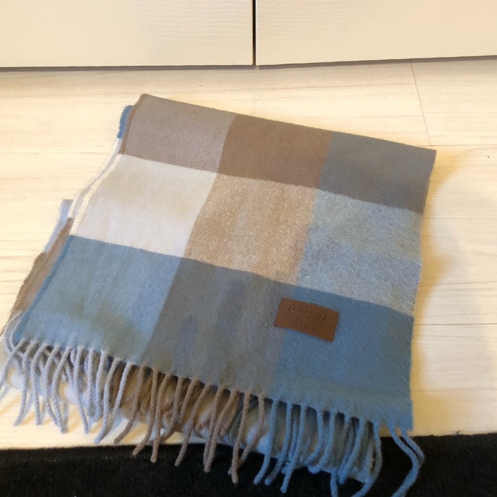 scarfs scarfs 20$ for BOTH!!